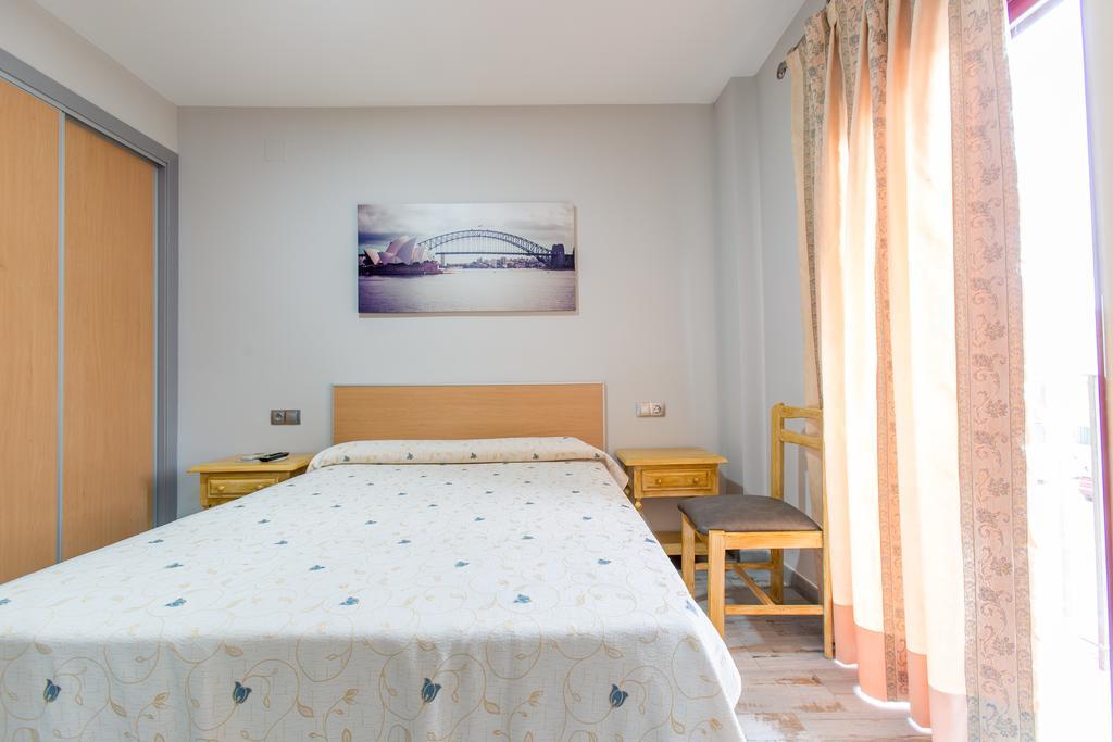 Olympia Ronda Hostel El Puig  Bagian luar foto