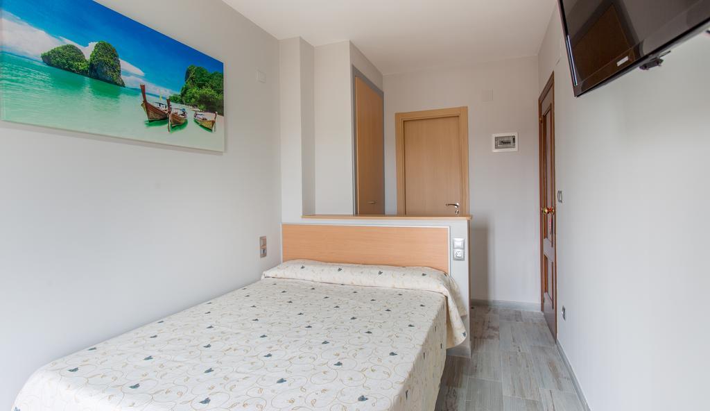 Olympia Ronda Hostel El Puig  Bagian luar foto